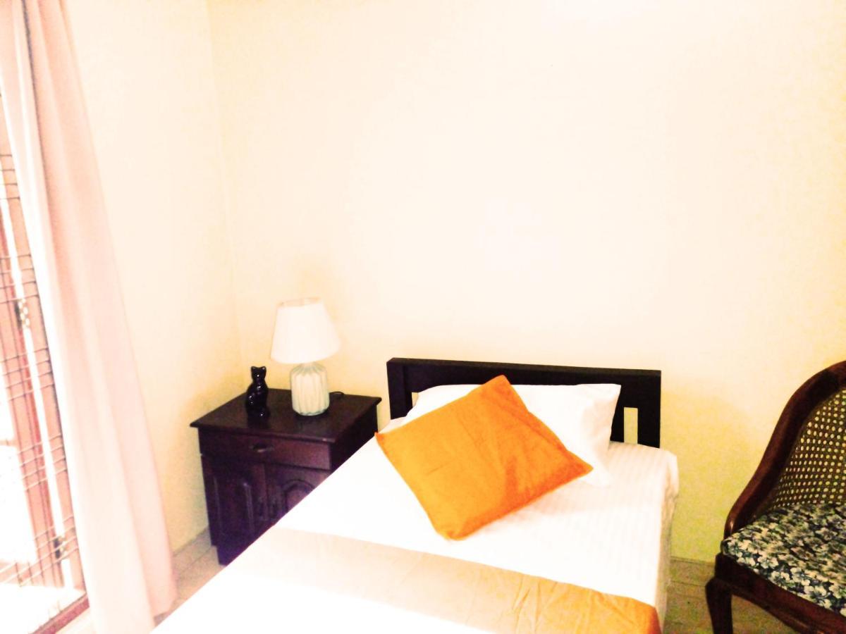 The Tourist Balcony Apartment Negombo Luaran gambar
