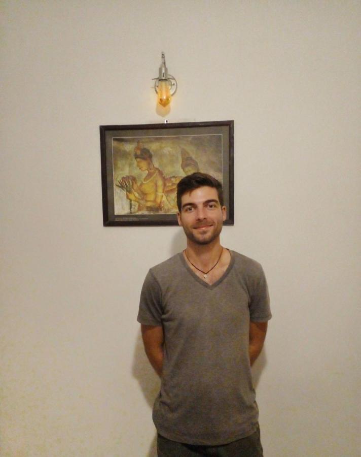 The Tourist Balcony Apartment Negombo Luaran gambar